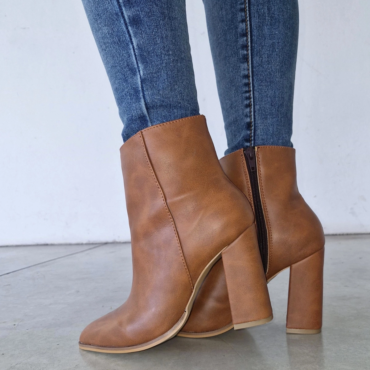 FEDRA 417A TAN TACTOPIEL